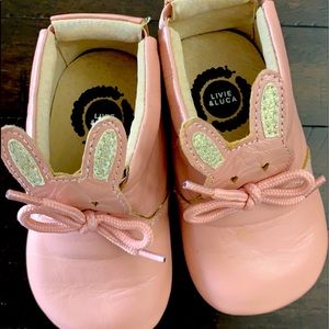 Livie $Luca pink shoes size 6-12 months